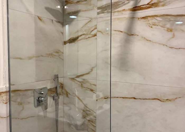 Brugnoli 13 Гостевой дом Болонья