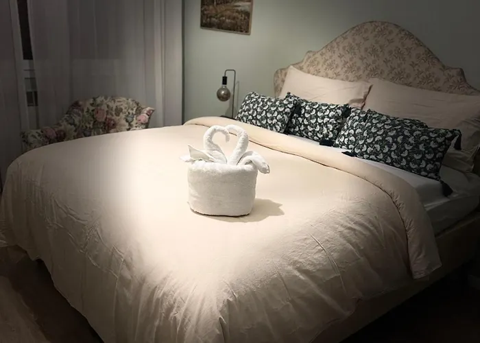 Brugnoli 13 Гостевой дом Болонья